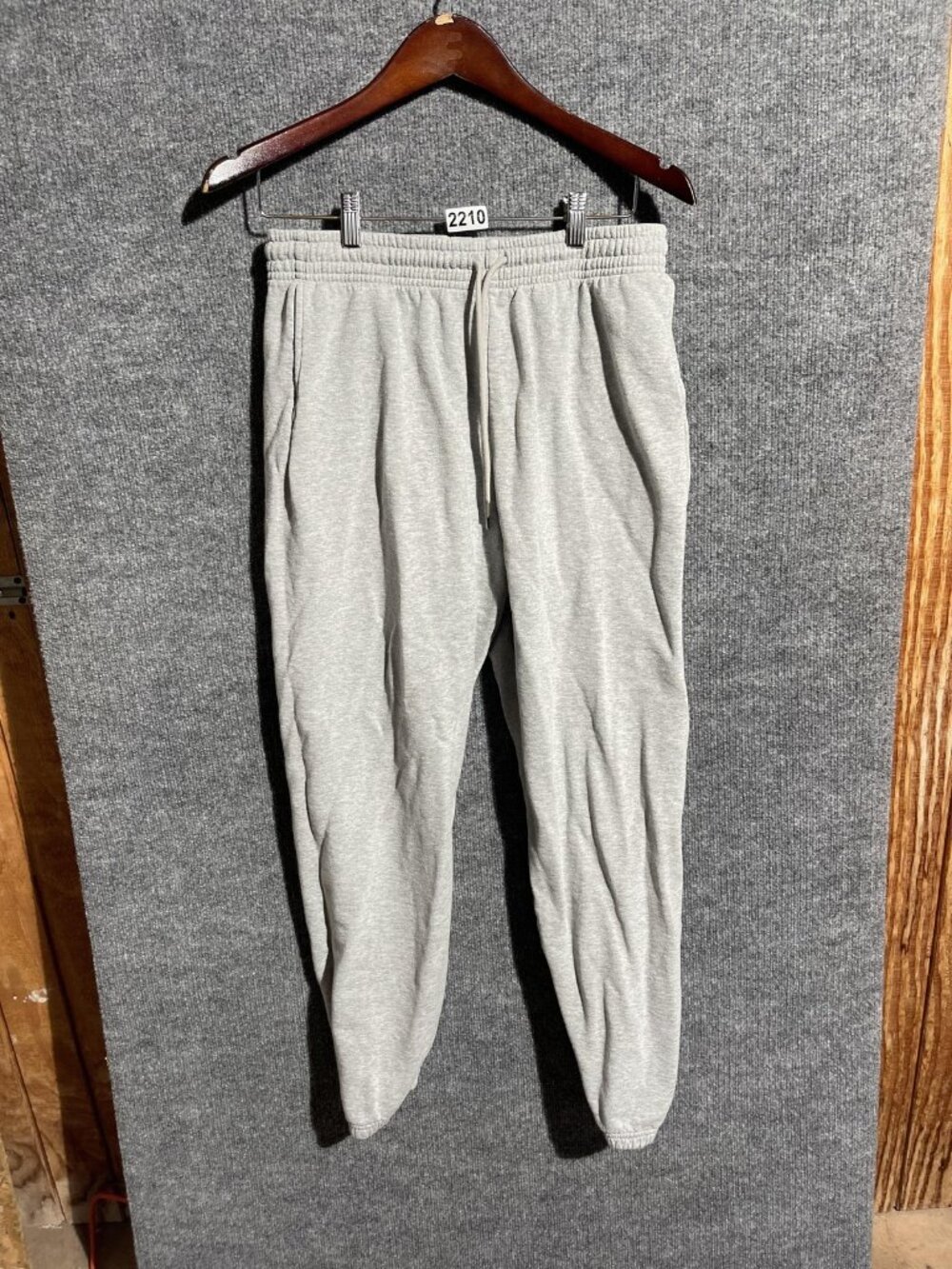 Uniqlo Pants Kids 9-10 Gray Sweatpants Joggers Drawstring Waist Lounge Casual